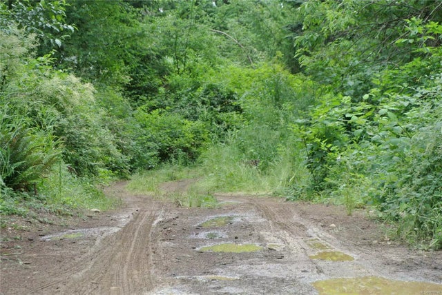 4 of 12 - 1231 Middlegate Rd, Errington, BC