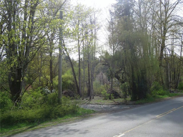 4 of 8 - 2460 Cowichan Bay Rd, Cowichan Bay, BC