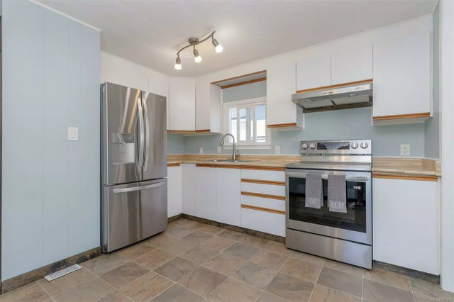 1 of 26 - 1753 Cecil St 116, Crofton, BC