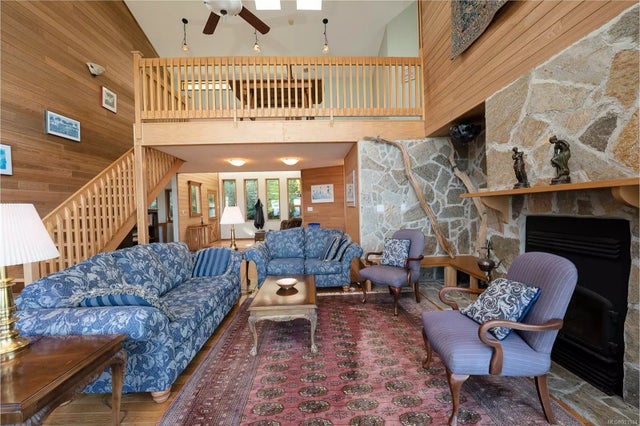 5 of 44 - 1215 Thomas Pl, Gabriola Island, BC