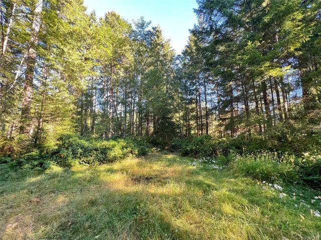 1 of 13 - Lt 19 Buttercup Rd, Gabriola Island, BC