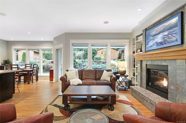 3 of 59 - 7735 Ships Point Rd, Fanny Bay, BC