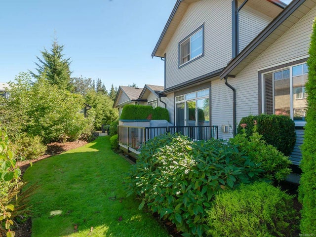 4 of 39 - 3110 Cook St 4, Chemainus, BC