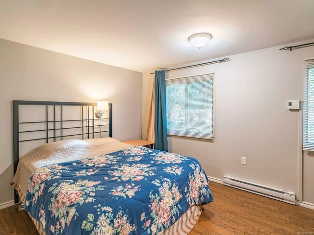 5 of 33 - 625 Gallagher Way, Gabriola Island, BC