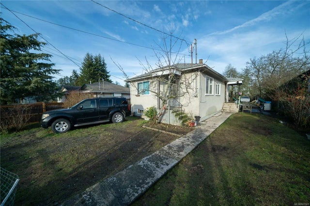 1 of 15 - 2869 River Rd, Chemainus, BC