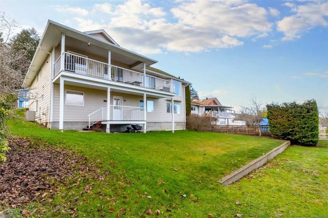 2 of 56 - 8031 Musgrave St, Crofton, BC