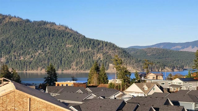 2 of 25 - Lot 4 Vee Rd, Cowichan Bay, BC