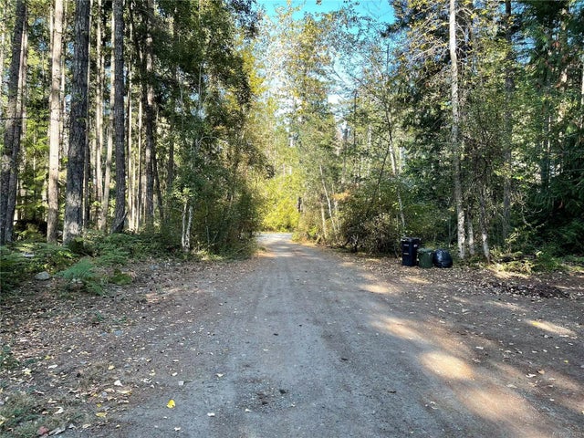 3 of 12 - 1800 Gibbs Rd, Errington, BC