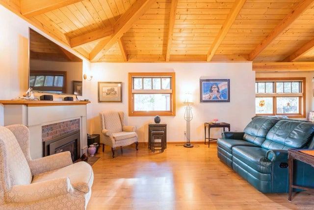 3 of 93 - 1060 Smithers Rd, Errington, BC