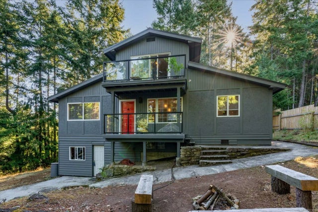 1 of 46 - 1288 Harrison Way, Gabriola Island, BC