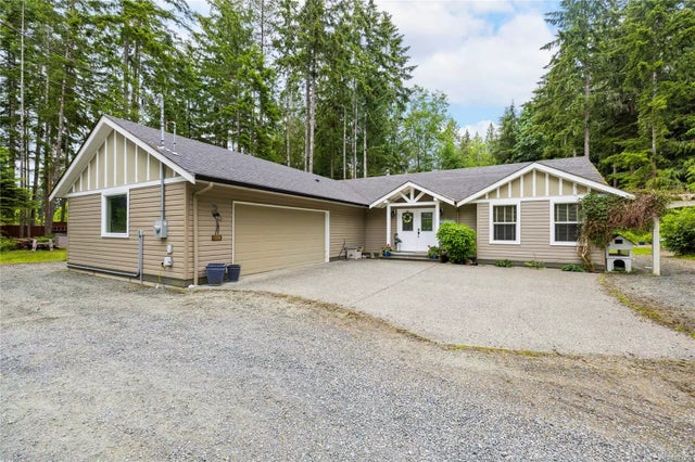 1 of 79 - 664 Middlegate Rd, Errington, BC