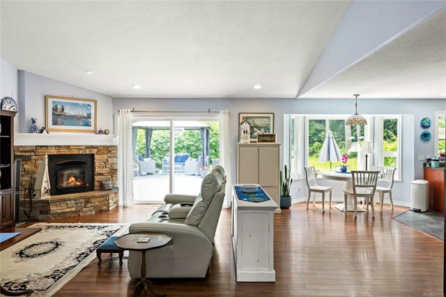 3 of 79 - 664 Middlegate Rd, Errington, BC