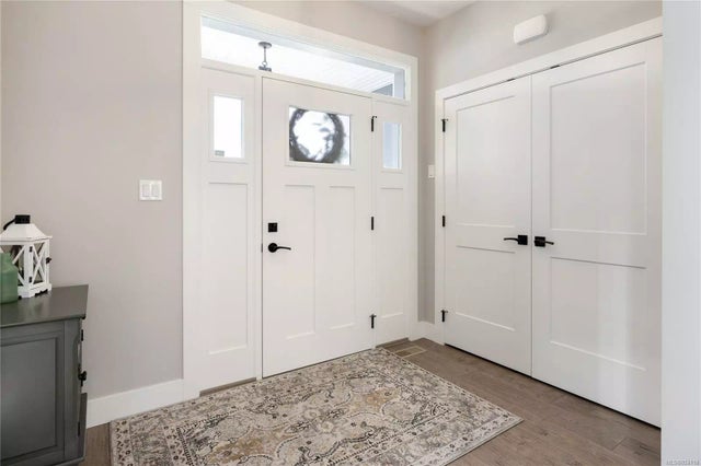 2 of 46 - 9842 Napier Pl, Chemainus, BC