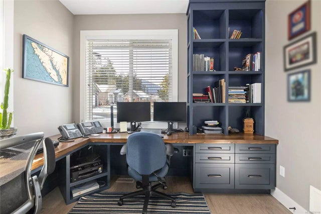 4 of 46 - 9842 Napier Pl, Chemainus, BC