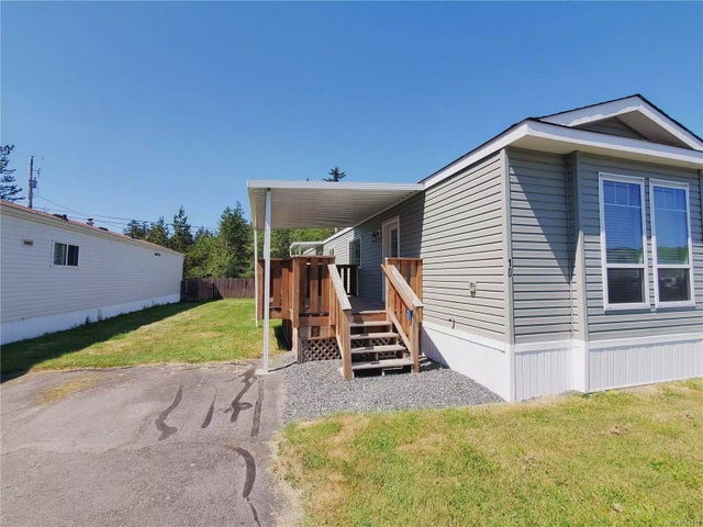 1 of 6 - 1050 Bowlby Rd 10, Errington, BC