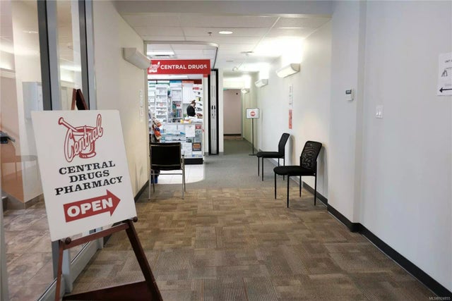 2 of 3 - 6010 Brickyard Rd 102b, Nanaimo, BC