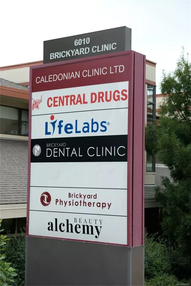 3 of 3 - 6010 Brickyard Rd 102b, Nanaimo, BC