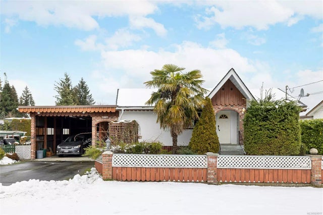 1 of 37 - 2887 Josephine St, Chemainus, BC