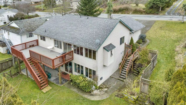 2 of 33 - 1459 Adelaide St, Crofton, BC