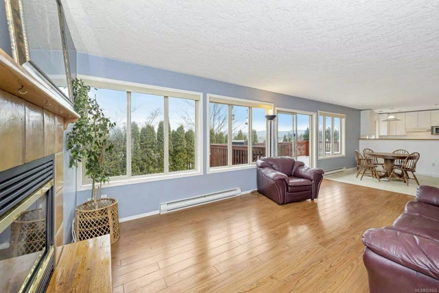 5 of 33 - 1459 Adelaide St, Crofton, BC