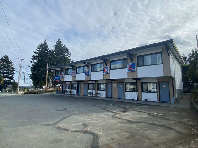 2 of 8 - 2011 Estevan Rd, Nanaimo, BC