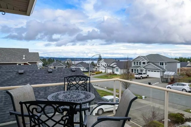 2 of 66 - 4083 Chancellor Cres, Courtenay, BC
