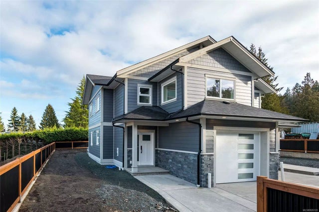 1 of 27 - 1510 Adelaide St 2, Crofton, BC