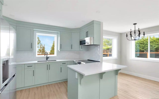 5 of 27 - 1510 Adelaide St 2, Crofton, BC