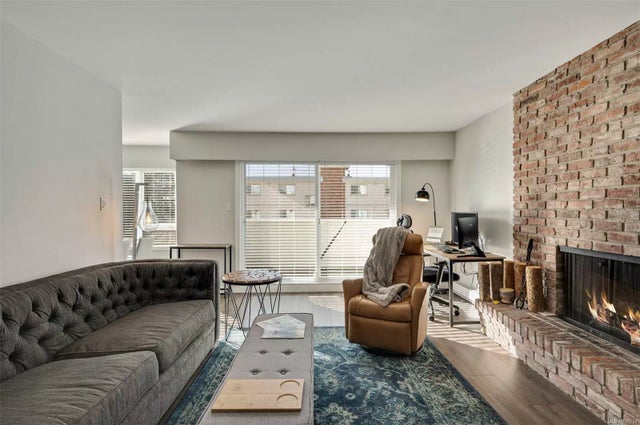 4 of 35 - 1170 Rockland Ave 304, Victoria, BC