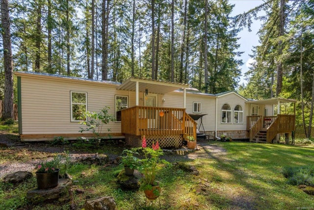 1 of 38 - 610 Gallagher Way, Gabriola Island, BC