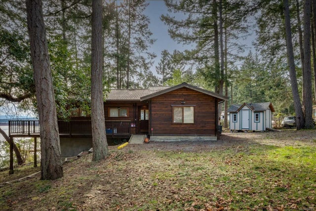 2 of 48 - 2689 Islands View Dr, Gabriola Island, BC