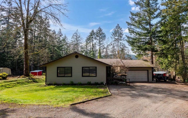 2 of 35 - 7776 Georgia Pl, Crofton, BC