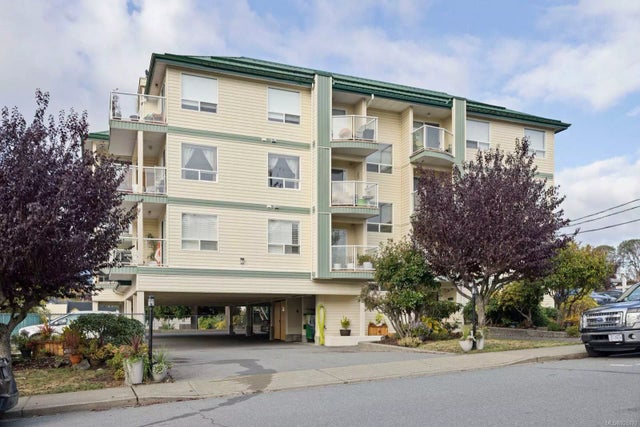 1 of 27 - 9876 Esplanade St 302, Chemainus, BC