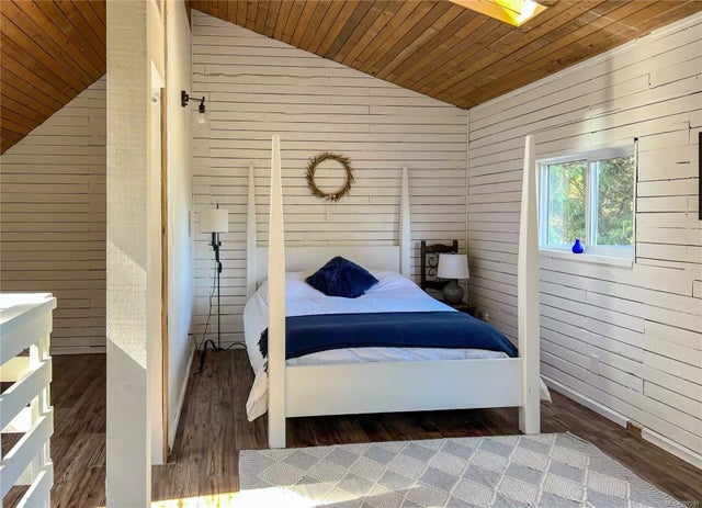 5 of 18 - 1088 Jeanette Ave, Gabriola Island, BC