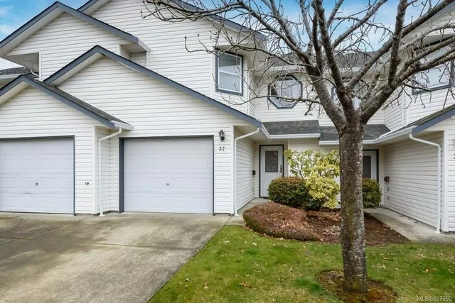 2 of 33 - 2160 Hawk Dr 37, Courtenay, BC
