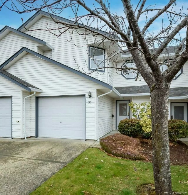 4 of 33 - 2160 Hawk Dr 37, Courtenay, BC