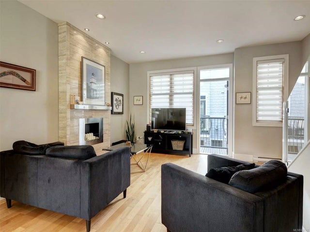 3 of 33 - 451 Chester Ave 5, Victoria, BC