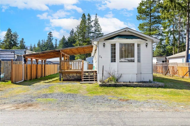 1 of 28 - 2130 Errington Rd 24, Errington, BC