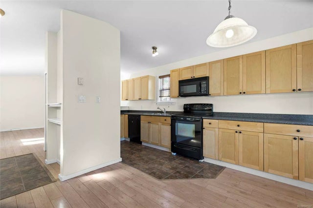 4 of 28 - 2130 Errington Rd 24, Errington, BC