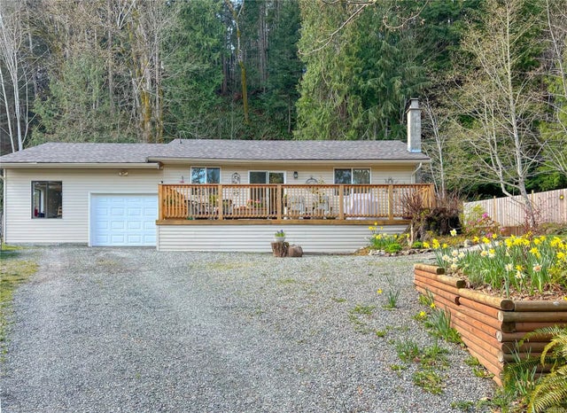 1 of 22 - 1669 Pequod Cres, Gabriola Island, BC