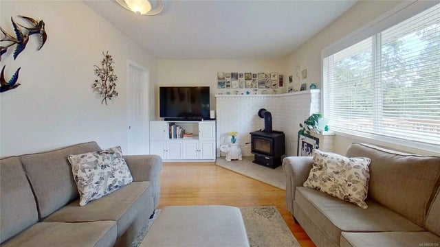 5 of 22 - 1669 Pequod Cres, Gabriola Island, BC