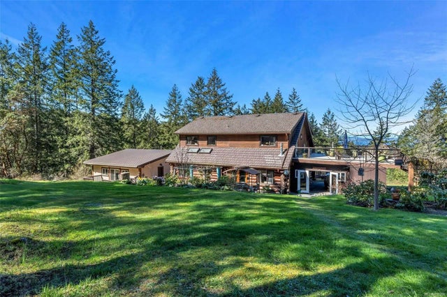 1 of 65 - 7735 Osborne Bay Rd, Crofton, BC