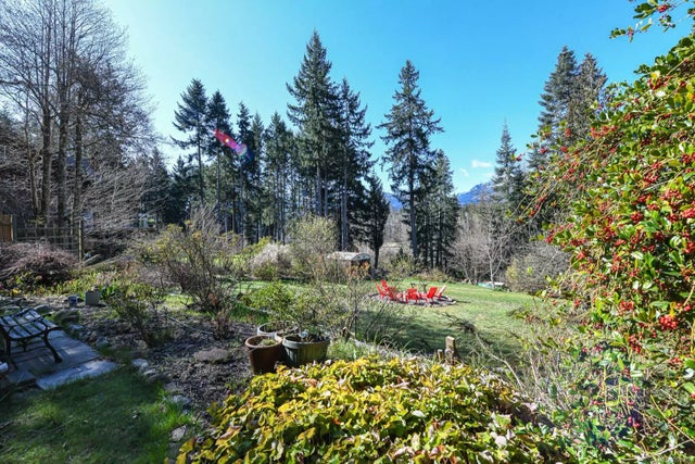 4 of 69 - 7763 Tozer Rd, Fanny Bay, BC