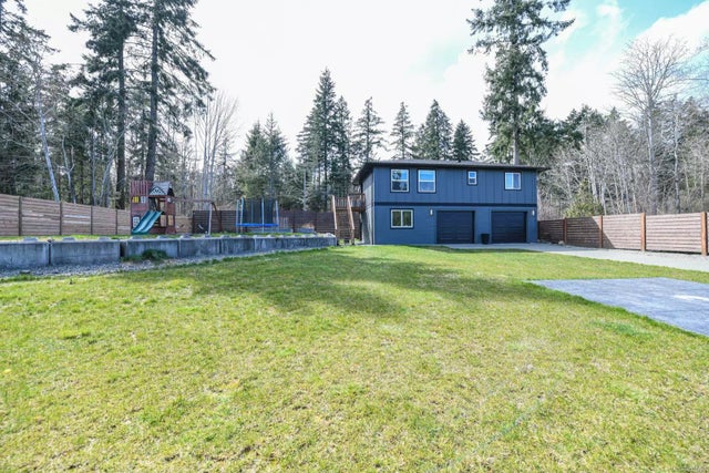 2 of 93 - 4635 Montrose Dr, Courtenay, BC