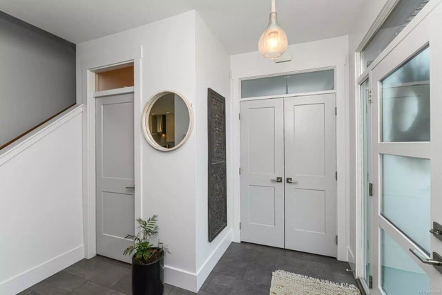 4 of 93 - 4635 Montrose Dr, Courtenay, BC