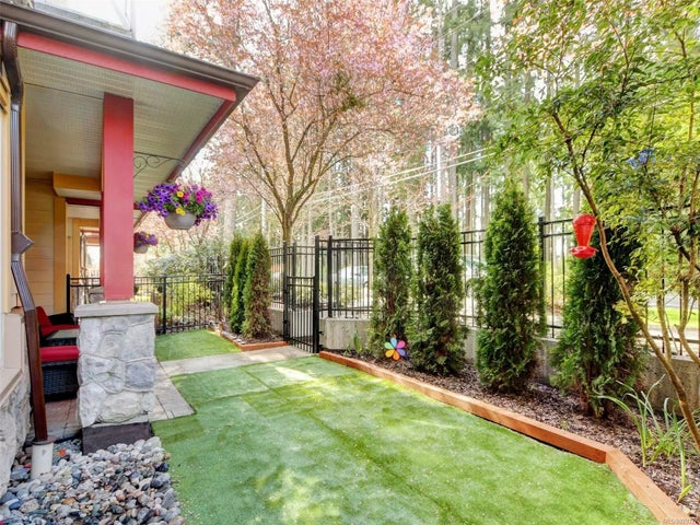 2 of 20 - 360 Goldstream Ave 105, Colwood, BC