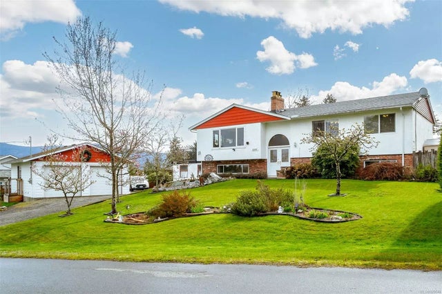 1 of 64 - 4507 Chestnut Rd, Cowichan Bay, BC