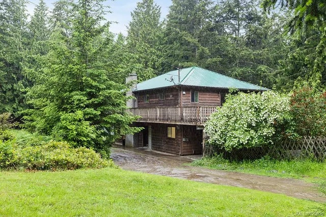 1 of 22 - 420 Bruce Lynn Dr, Gabriola Island, BC