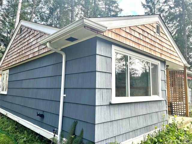 3 of 23 - 690 Rollo Rd, Gabriola Island, BC