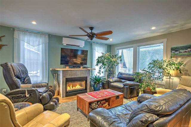 2 of 58 - 9831 Fir St, Chemainus, BC